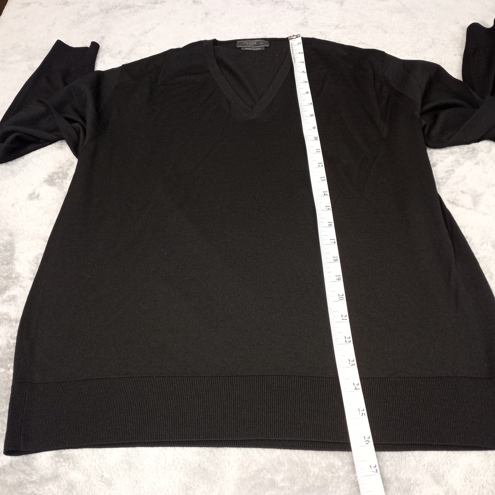 PRADA Women's  navy wool long sleeve V-neck classic sweater IT48  small - Picture 16 of 16